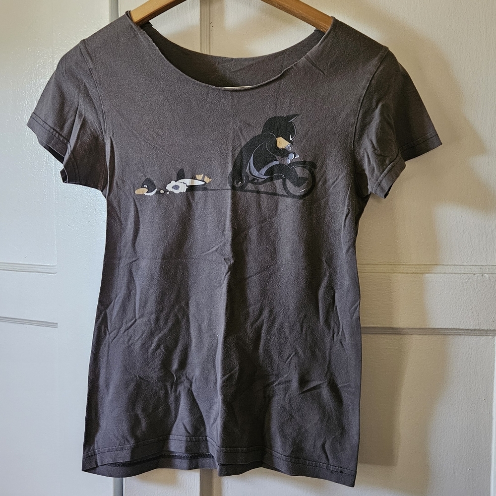 Gray Graphic T-Shirt with Dog Design